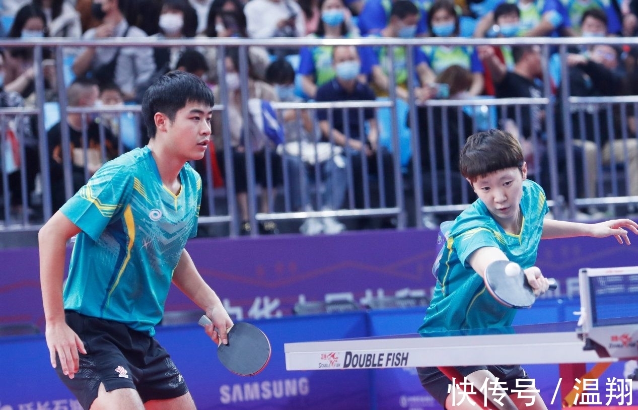 国足表现与 国足表现与