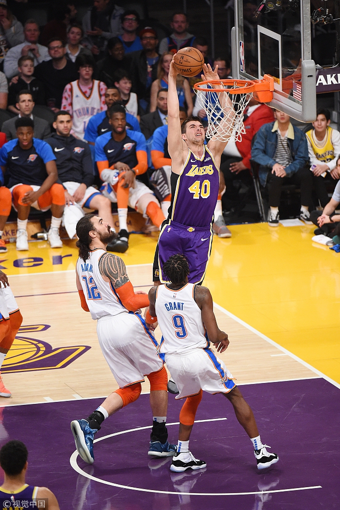 两连胜跻身 两连胜跻身